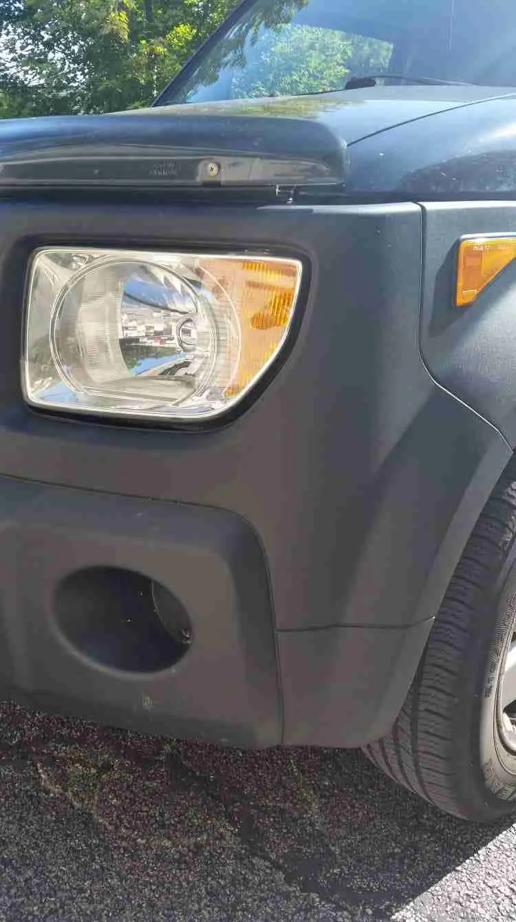A Guide to Removing Scratches from Black Plastic Bumpers