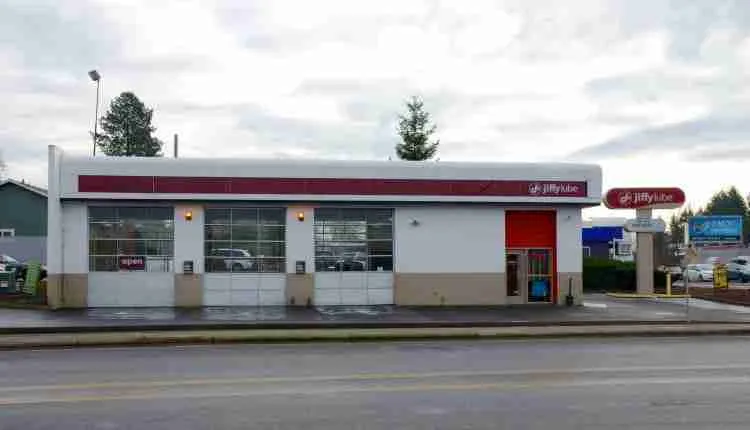 How Much is a Synthetic Oil Change at Jiffy Lube?