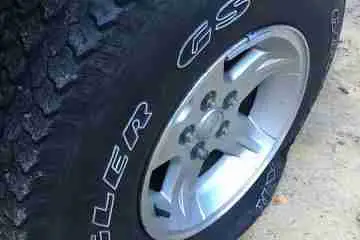 Quanto tempo duram os plugues dos pneus?
