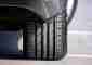 how much does a car tire weigh