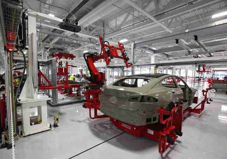 Hoeveel fabrieken heeft Tesla?