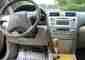Hoe een plakkerig dashboard op uw Toyota Camry te repareren
