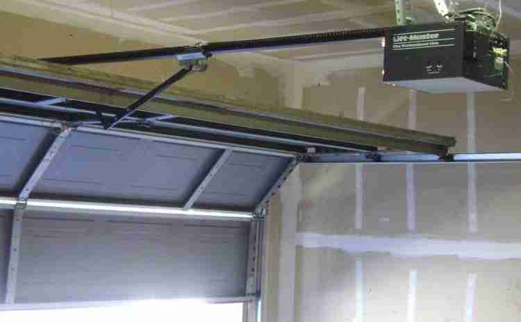 How To Reprogram A Garage Door Opener