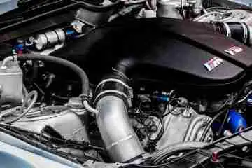 How to Maintain a Car Engine