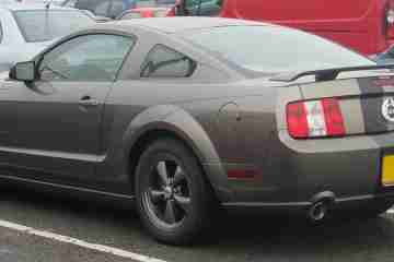 Vitesses maximales de la Ford Mustang 2006: tout ce que vous devez savoir