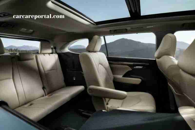 Toyota Highlander Cargo Space and Interior Room